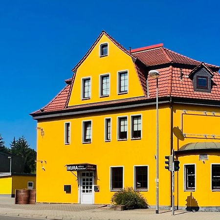 Ikura Hotel Self-Check-In Lutherstadt Eisleben Exteriör bild